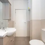 Apartment Station's